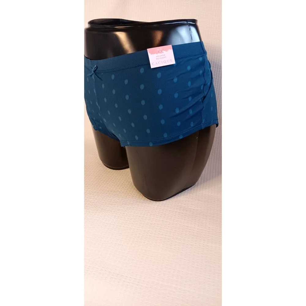 Lane Bryant style women